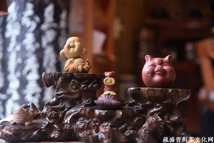 茶寵，小玩意、大講究！茶桌上最具靈魂的擺件。
